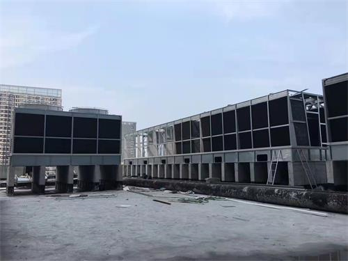 廣東冷卻塔廠家淺析逆流冷卻塔如何保證冷卻效果的(南京逆流式冷卻塔廠家)